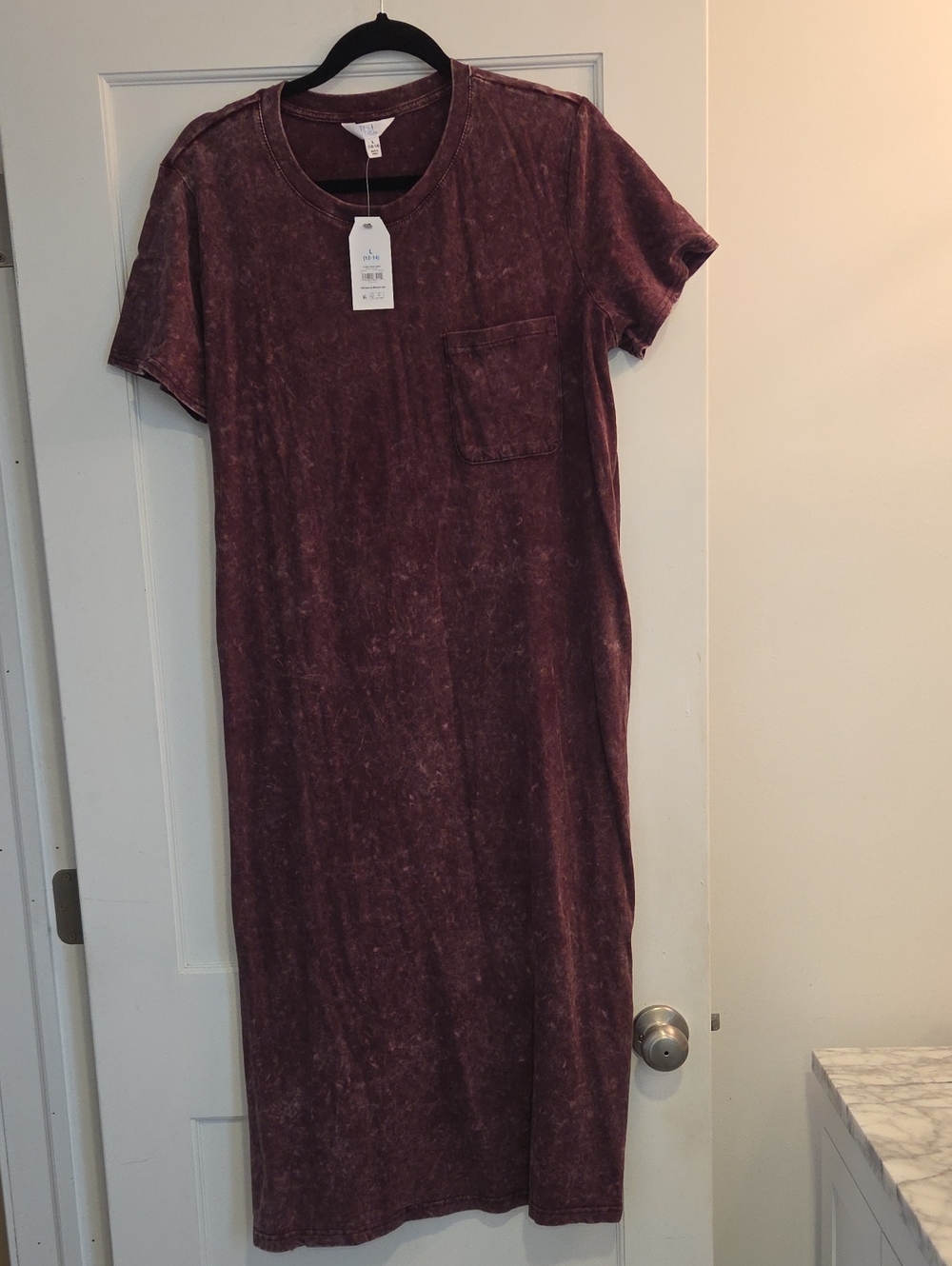 Time and Tru Washed Burgundy Pocket Midi Dress